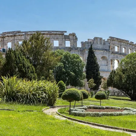 D&d By Interhome Vakantiehuis Pula