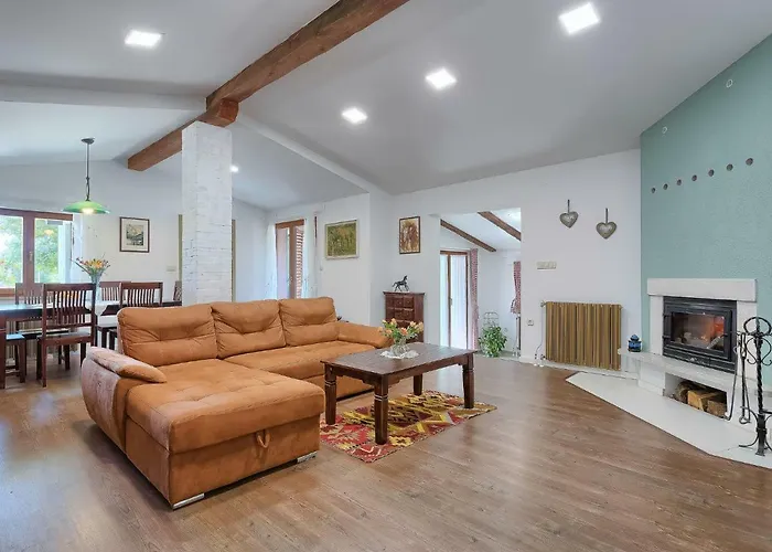 D&d By Interhome Holiday home Pula