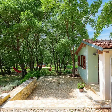 Vakantiehuis D&d By Interhome